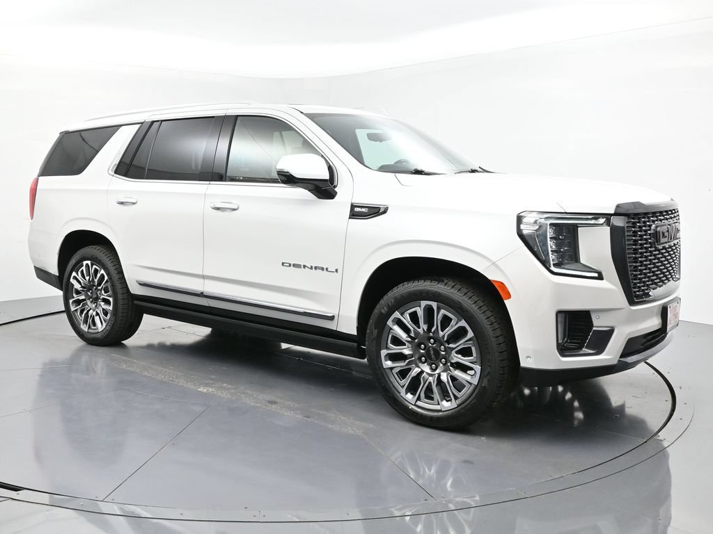 Used 2024 GMC Yukon Denali Ultimate AWD/4WD image 7