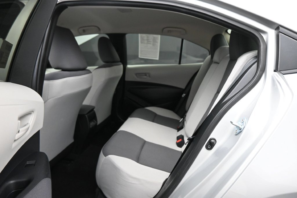Used 2024 Toyota Corolla LE FWD image 15
