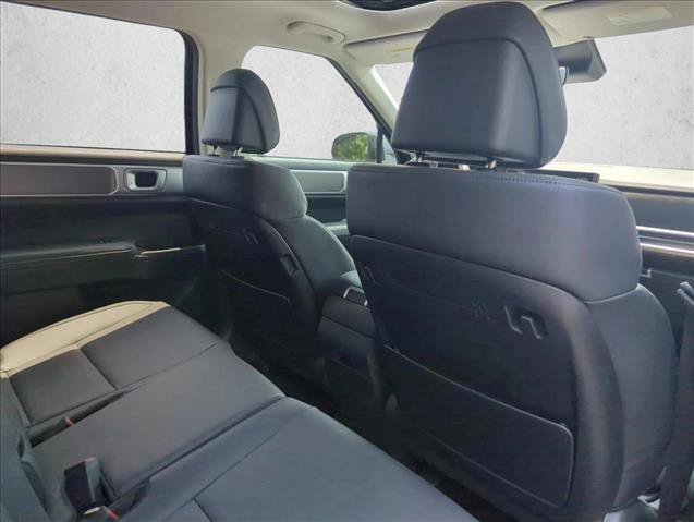Certified 2025 Hyundai Santa Fe XRT AWD/4WD image 28