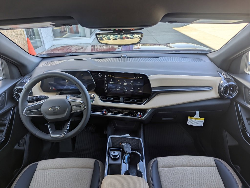 New 2026 Chevrolet Equinox ACTIV w/ Convenience Package III image 16