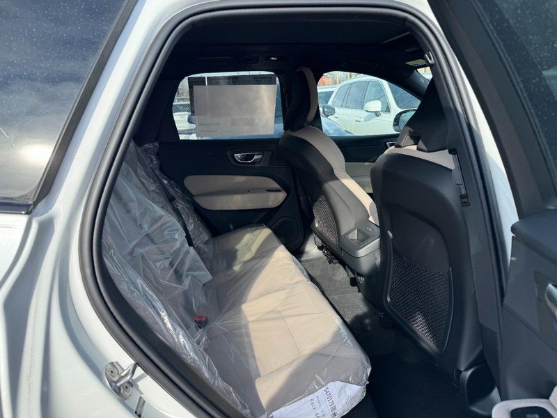 New 2026 Volvo XC60 B5 Plus w/ Climate Package image 5