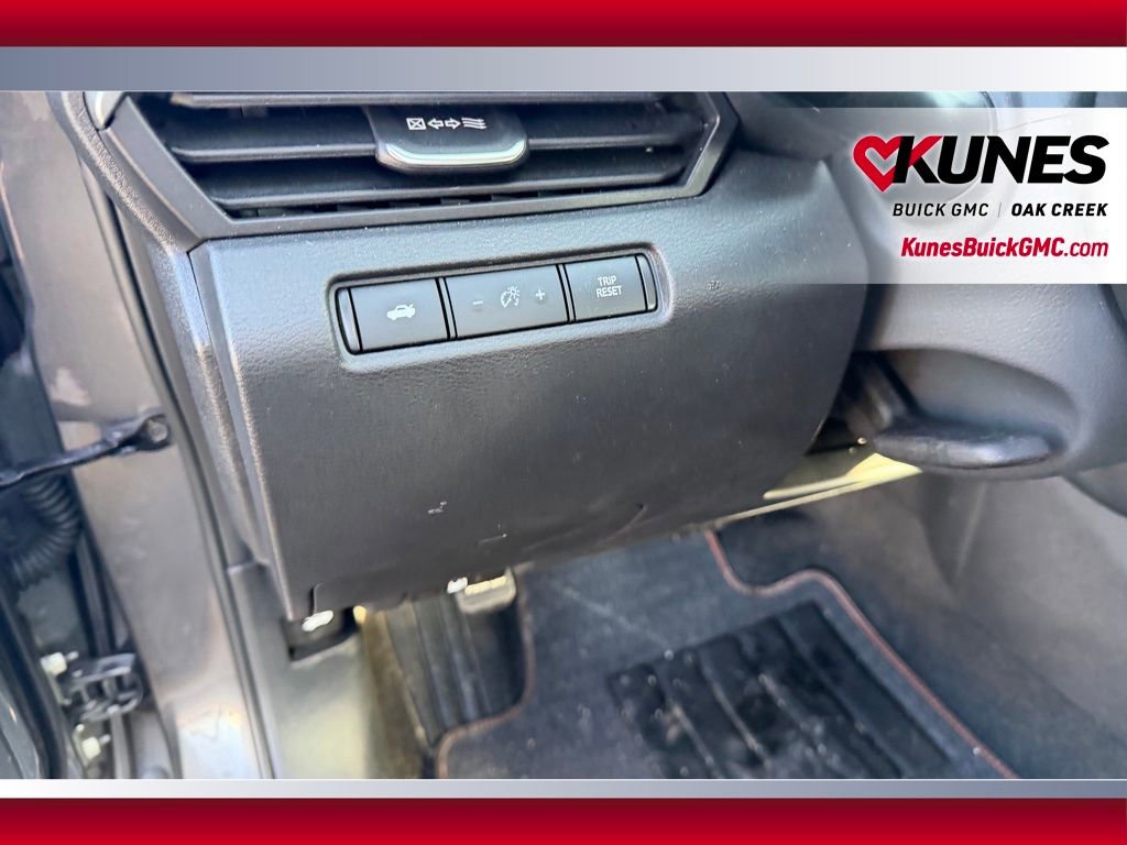 Used 2025 Nissan Altima 2.5 SR image 12