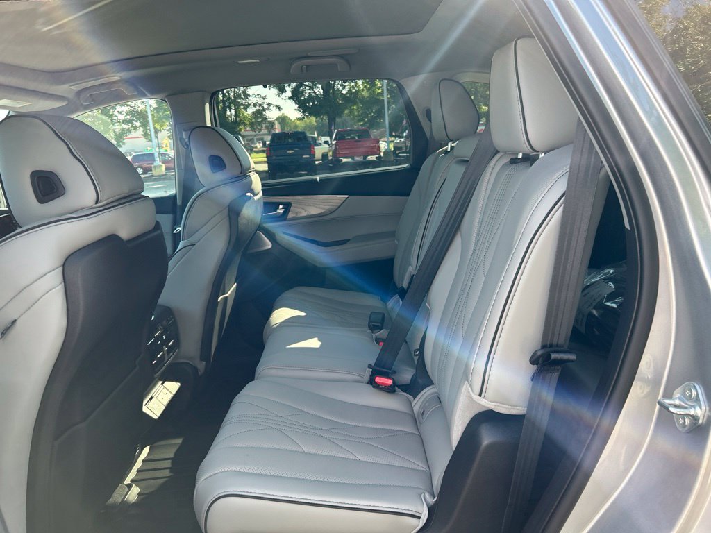 New 2026 Acura MDX w/ Advance Package AWD/4WD image 23