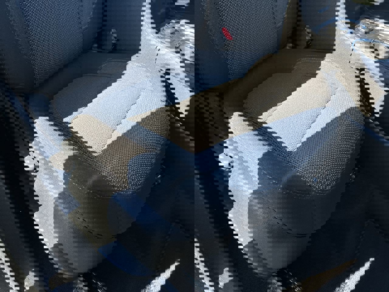 Used 2023 Chevrolet Traverse LT image 15