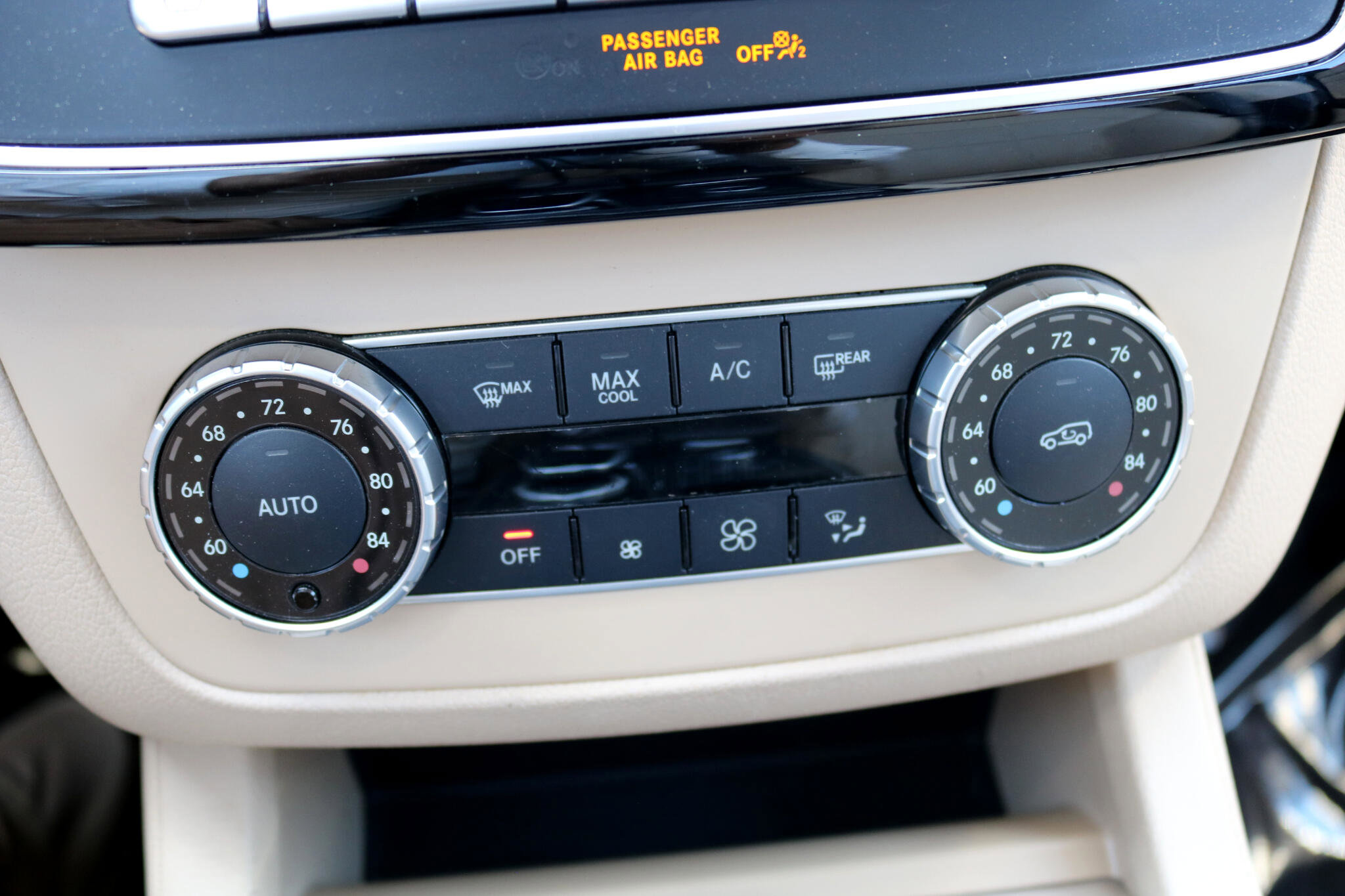 Used 2016 Mercedes-Benz GLE 350 RWD 4dr GLE 350 w/ Premium Package image 84