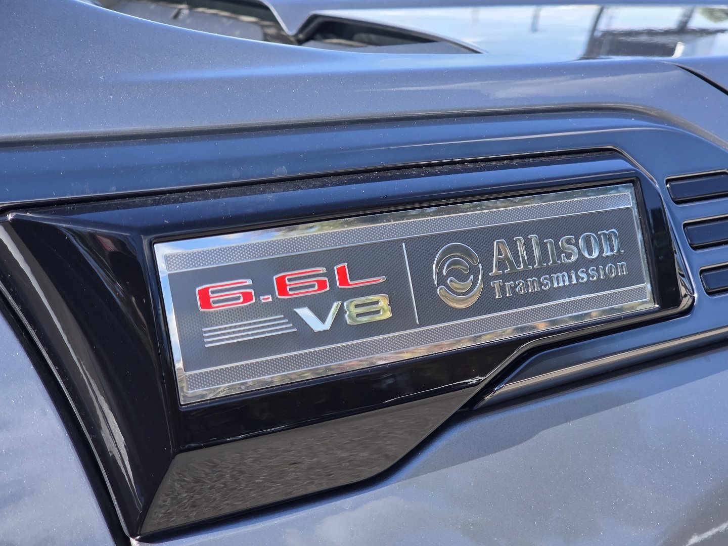 New 2026 GMC Sierra 2500 AT4 w/ Technology Package AWD/4WD image 19