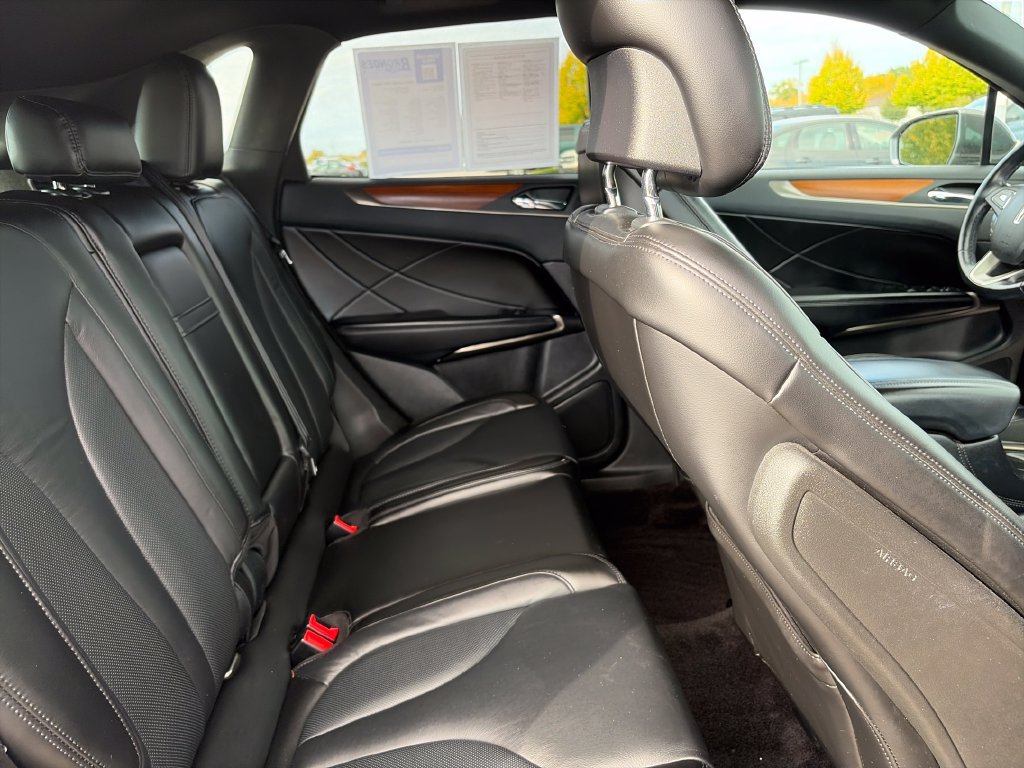 Used 2019 Lincoln MKC Select w/ Select Plus Package FWD image 34