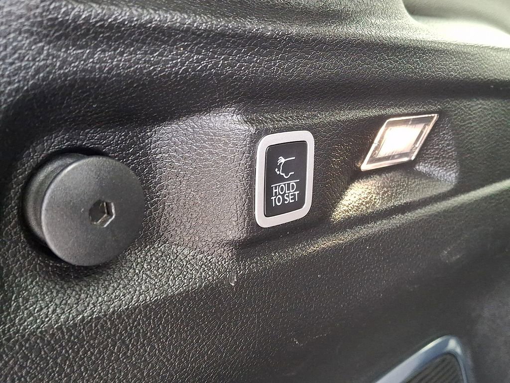 Used 2022 Jeep Grand Cherokee L Limited image 31