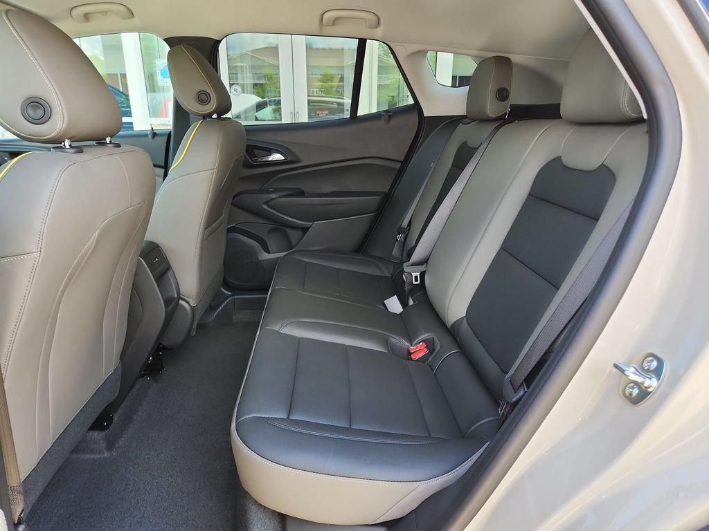 New 2026 Chevrolet Trax ACTIV w/ Driver Confidence Package FWD image 25