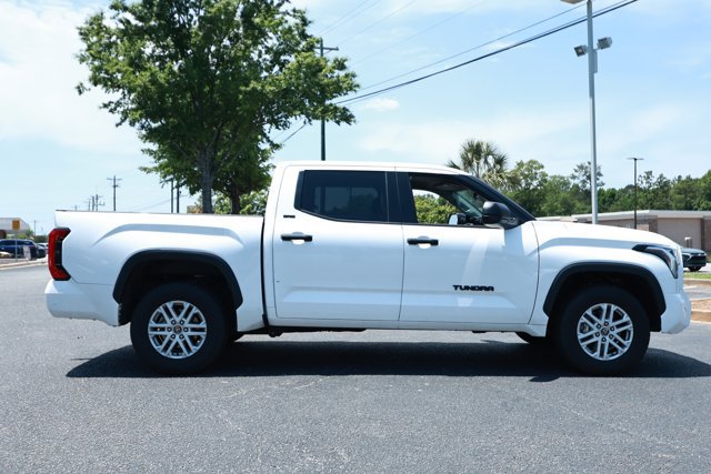 Used 2022 Toyota Tundra SR5 RWD image 4