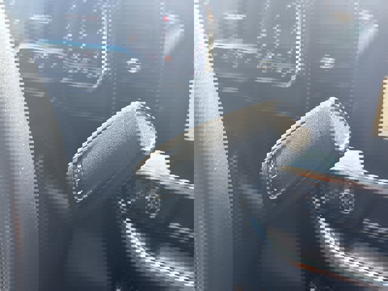 Used 2024 Chevrolet Silverado 2500 LT image 14