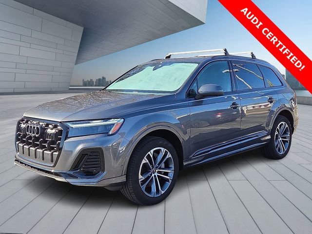 Certified 2025 Audi Q7 2.0T Premium w/ Convenience Plus Package image 3