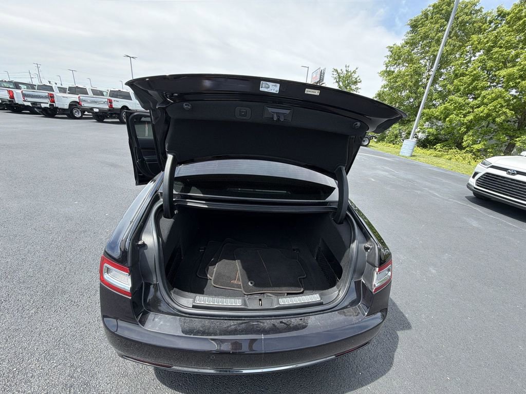 Used 2020 Lincoln Continental Reserve AWD/4WD image 30