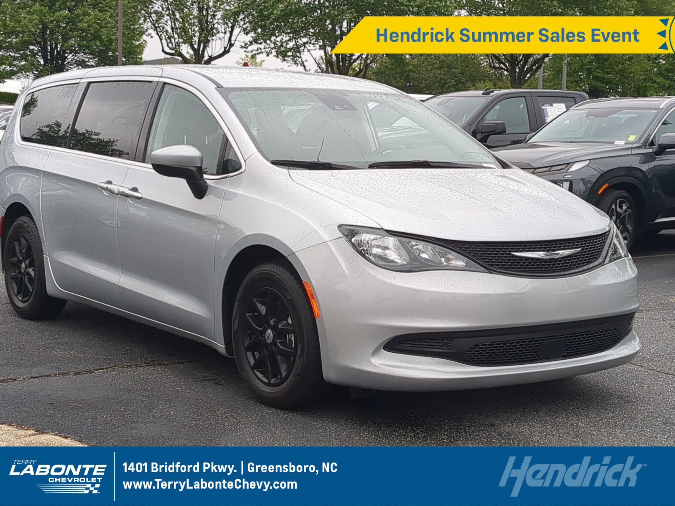 Used 2023 Chrysler Voyager LX
