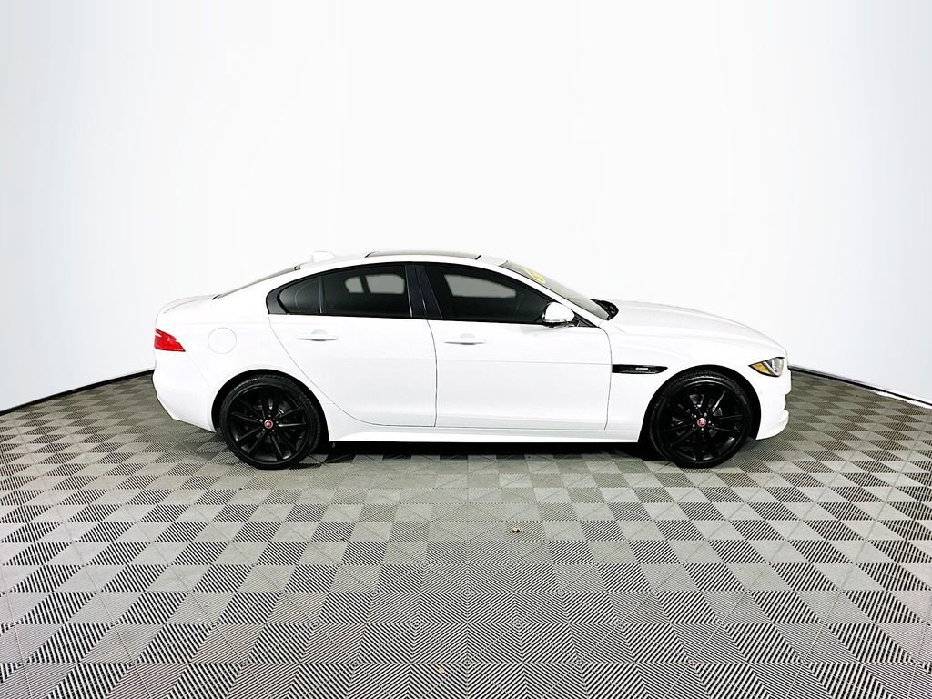 Used 2018 Jaguar XE R-Sport image 10