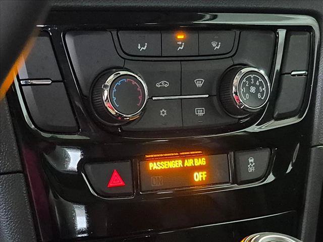 Used 2022 Buick Encore Preferred w/ Safety Package FWD image 15