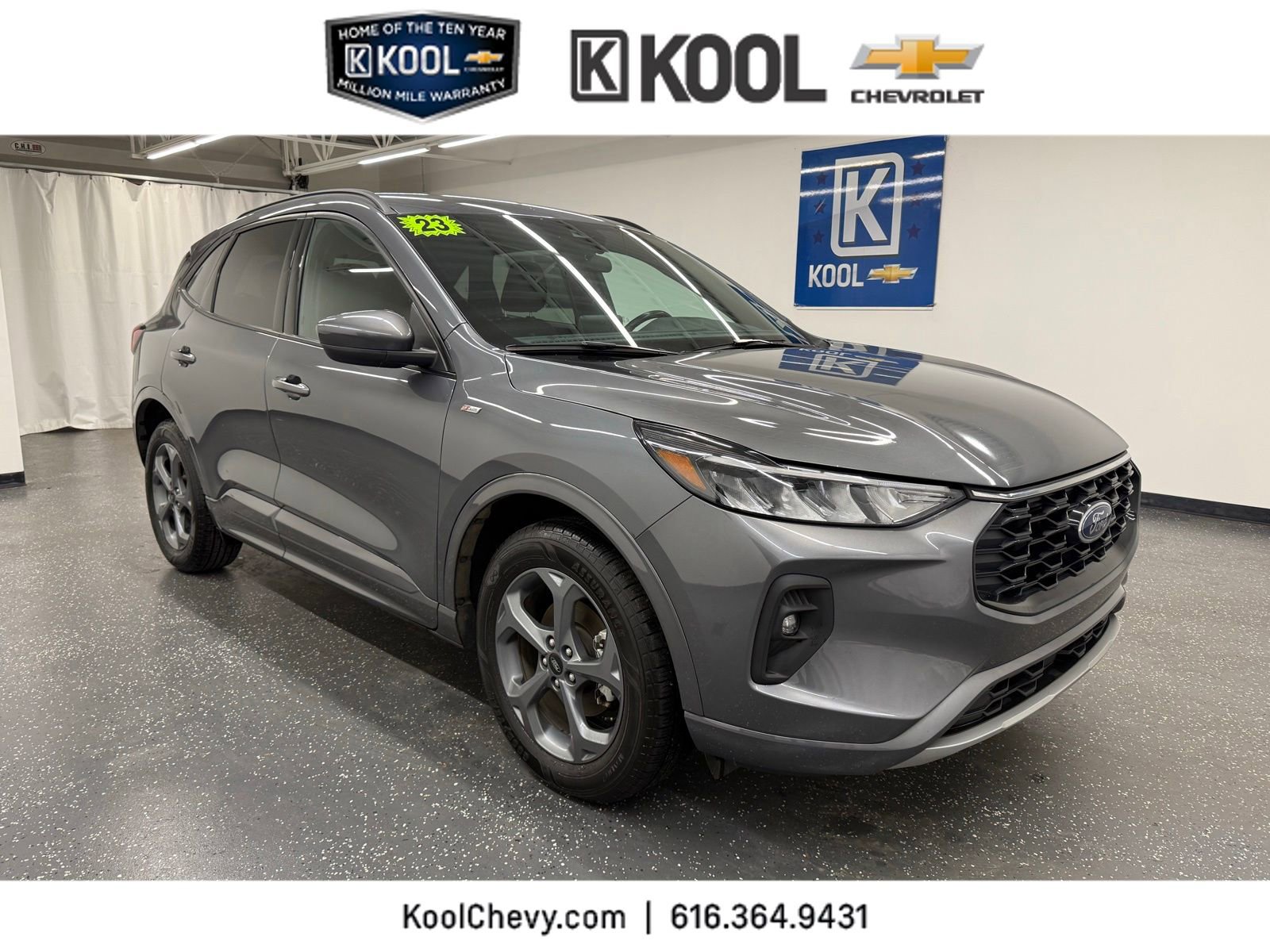 Used 2023 Ford Escape ST-Line Select AWD/4WD image 1