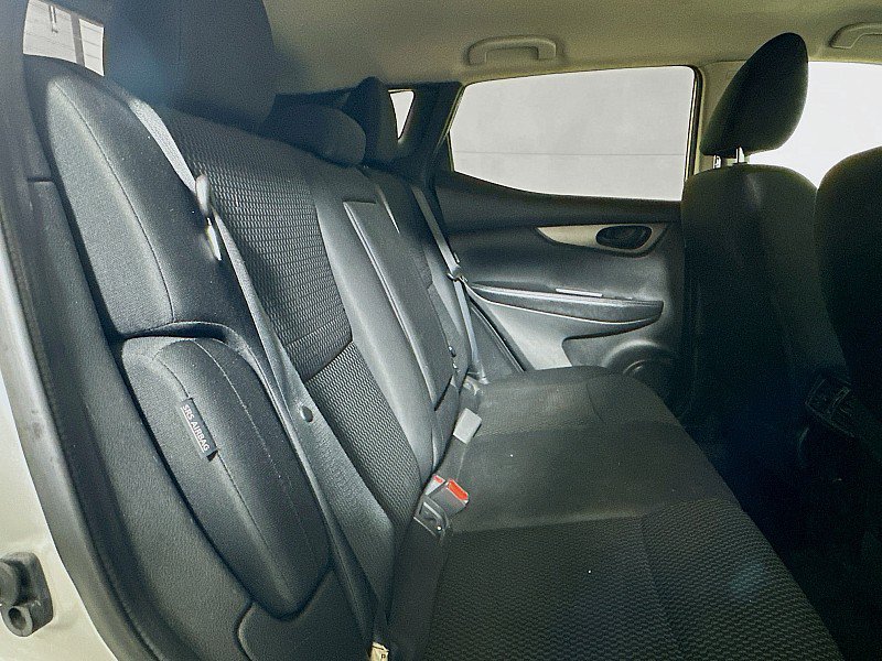 Used 2020 Nissan Rogue Sport S FWD image 26