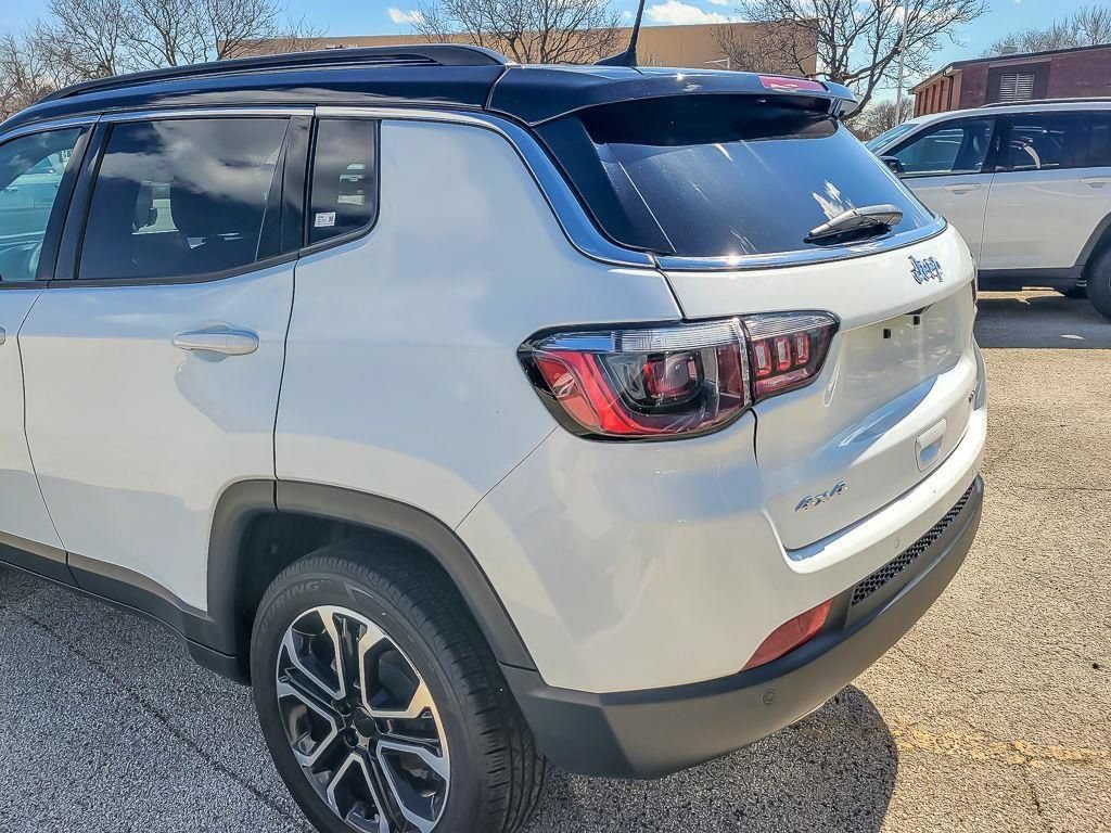 Used 2023 Jeep Compass Limited AWD/4WD image 7
