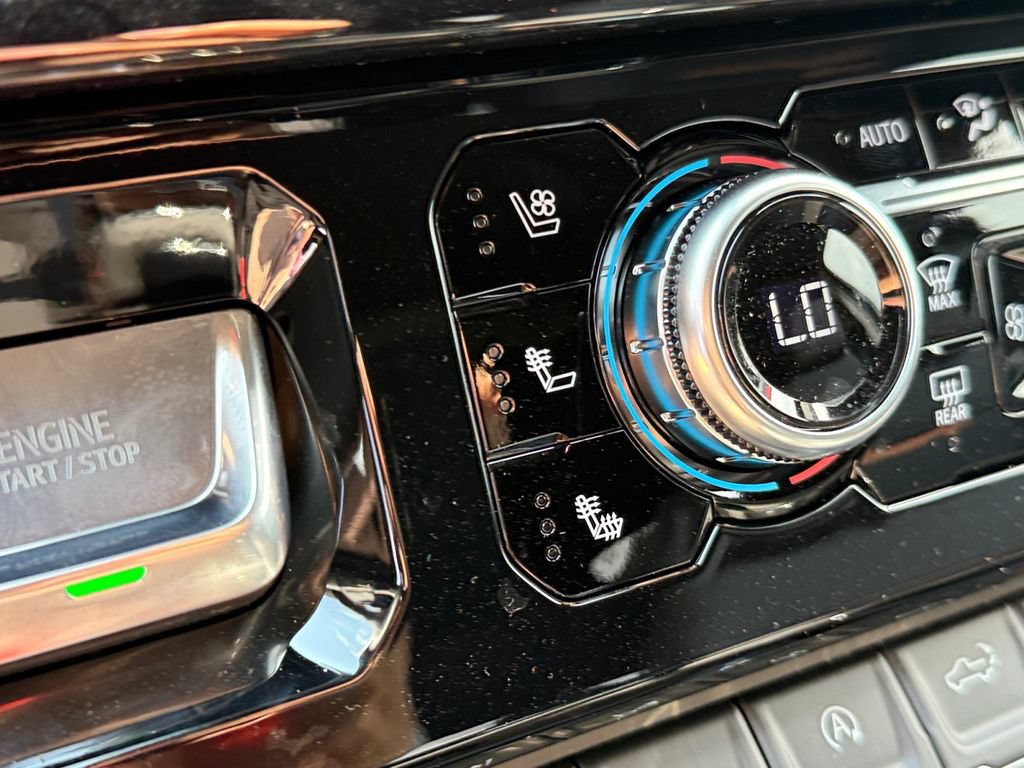New 2026 GMC Sierra 1500 AT4 w/ AT4 Premium Package AWD/4WD image 27