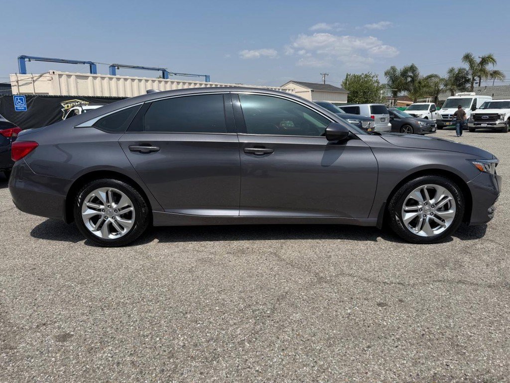Used 2019 Honda Accord LX image 4