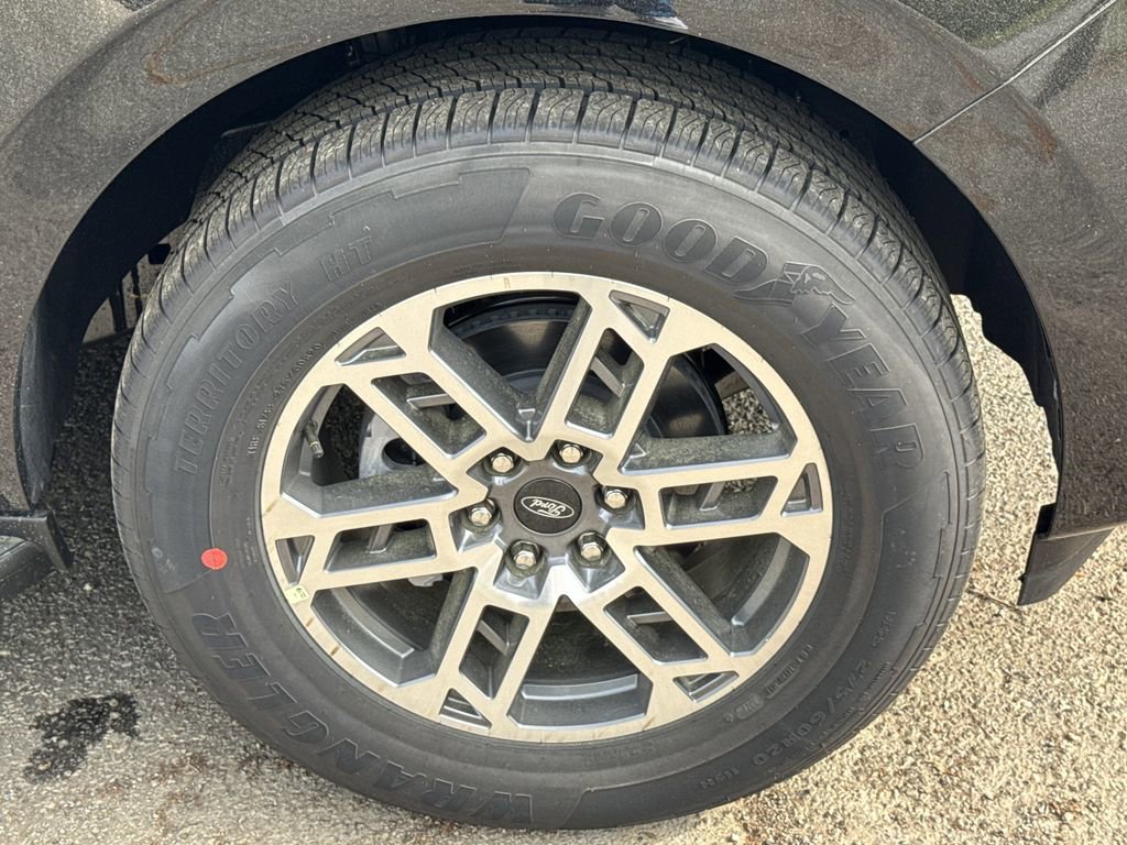 New 2026 Ford Expedition Max Active RWD image 12