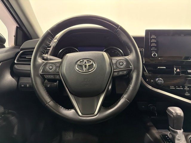 Used 2022 Toyota Camry SE w/ Cold Weather Package AWD/4WD image 30
