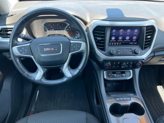 Used 2020 GMC Acadia SLE FWD image 2