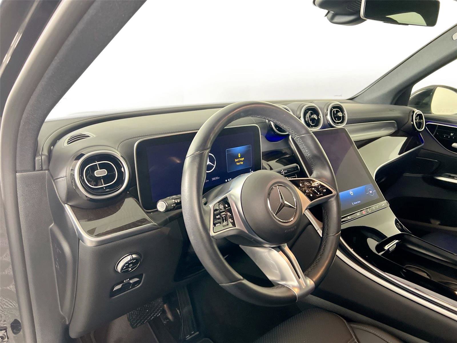 Certified 2023 Mercedes-Benz GLC 300 4MATIC image 10