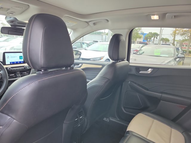 Used 2022 Ford Escape Titanium w/ Titanium Elite Package image 13