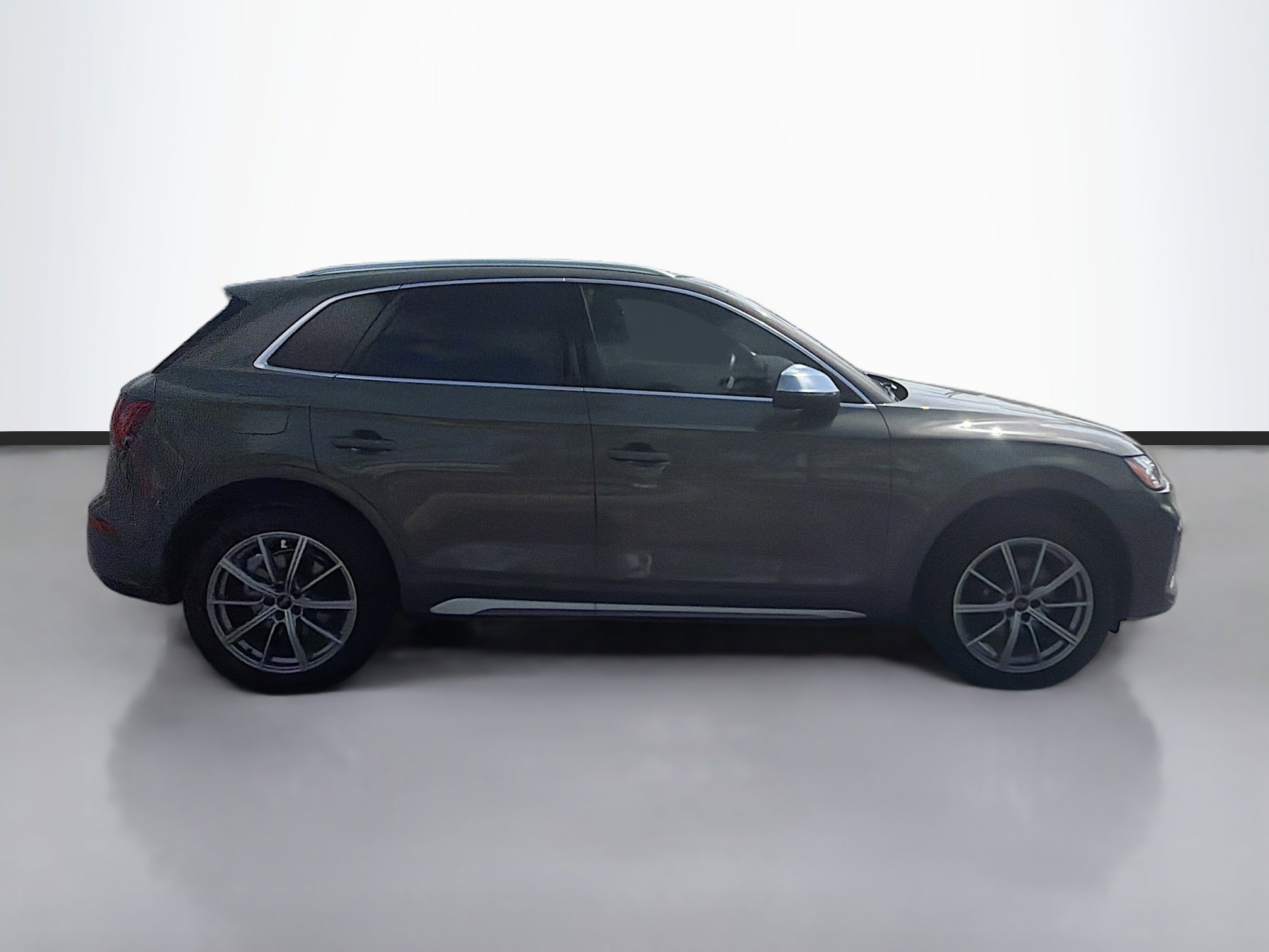 Used 2023 Audi SQ5 Prestige w/ Prestige Package image 6