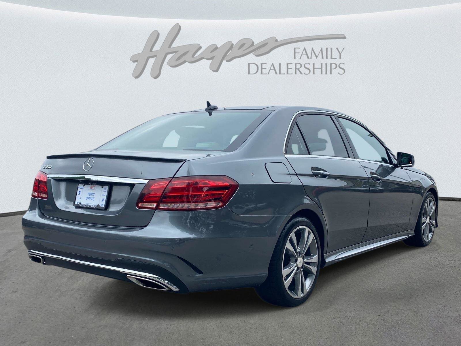 Used 2016 Mercedes-Benz E 350 Sedan image 3