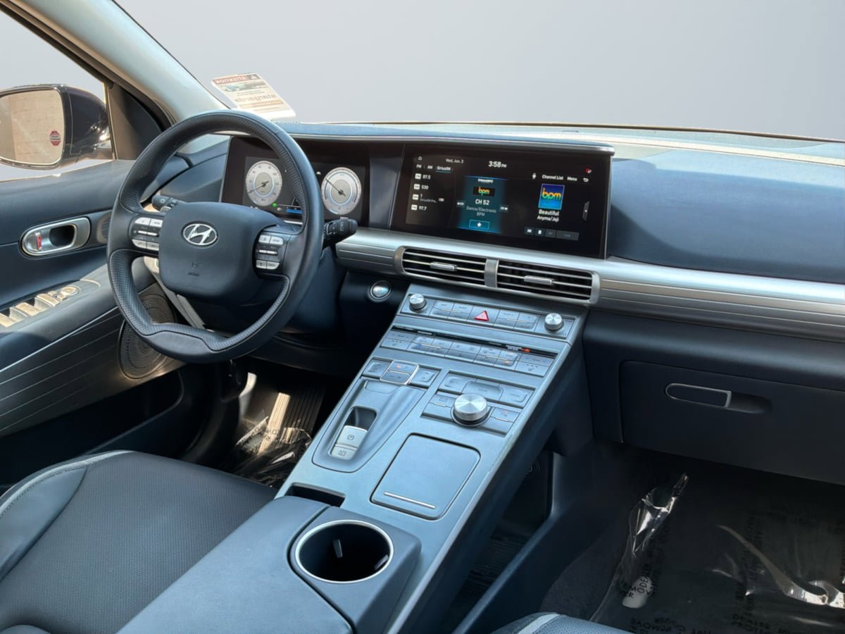 Used 2022 Hyundai Nexo Blue FWD image 14