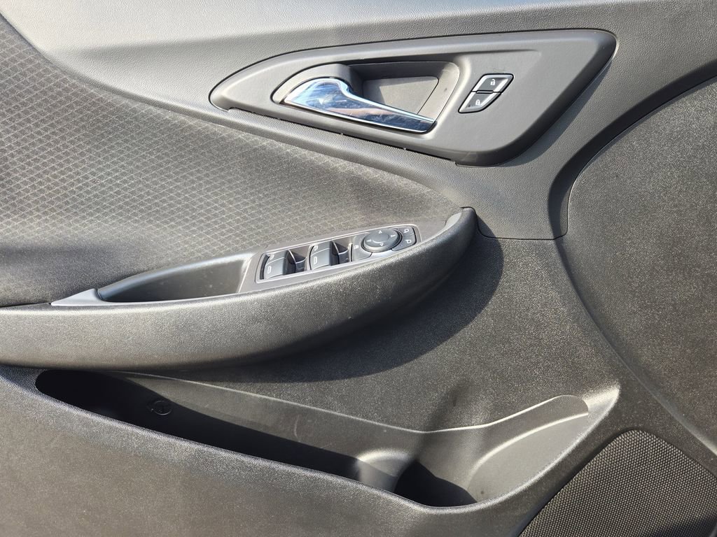 Used 2025 Chevrolet Malibu LS image 18