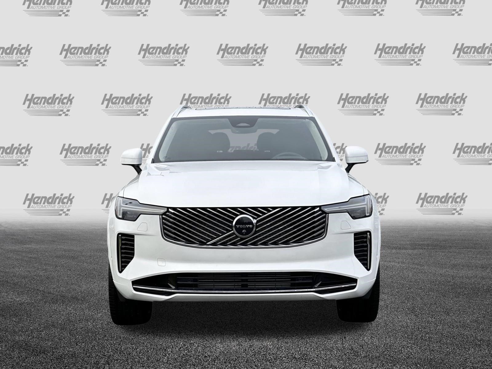 Used 2025 Volvo XC90 T8 Ultra image 3