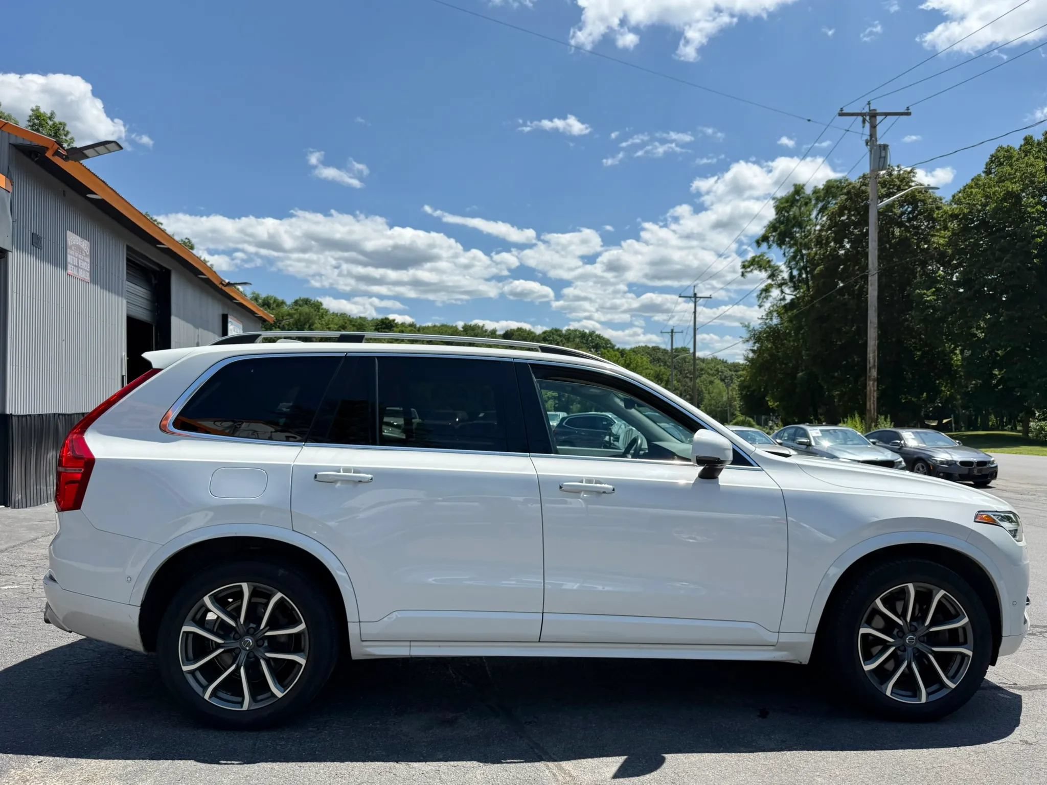 Used 2019 Volvo XC90 T5 Momentum w/ Advanced Package AWD/4WD image 7
