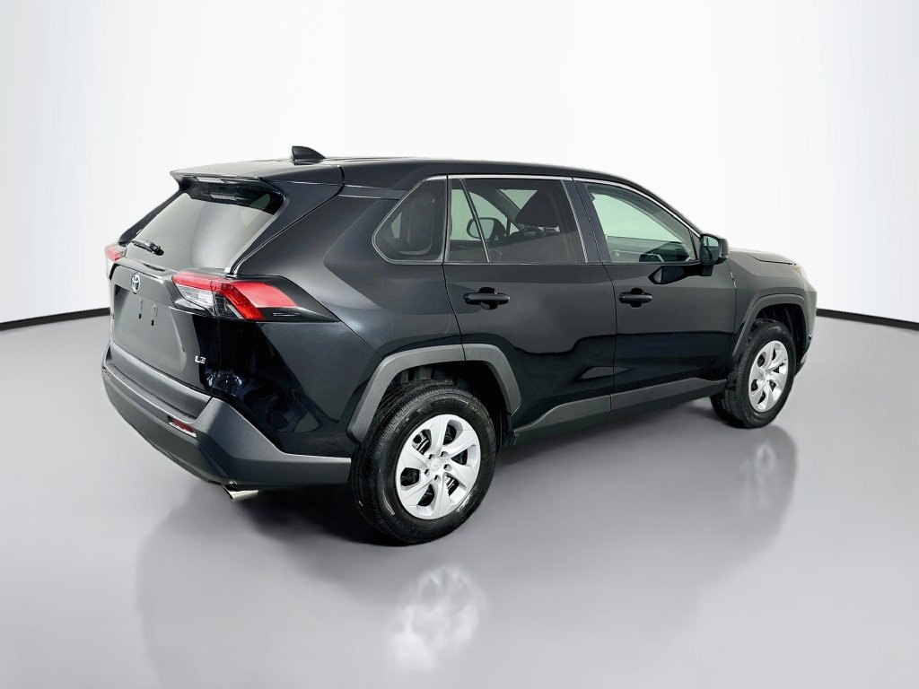 Used 2025 Toyota RAV4 LE FWD image 7