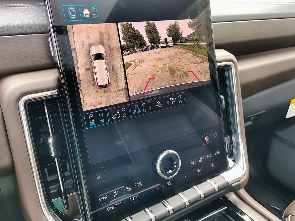 New 2026 GMC Yukon Denali Ultimate AWD/4WD image 33