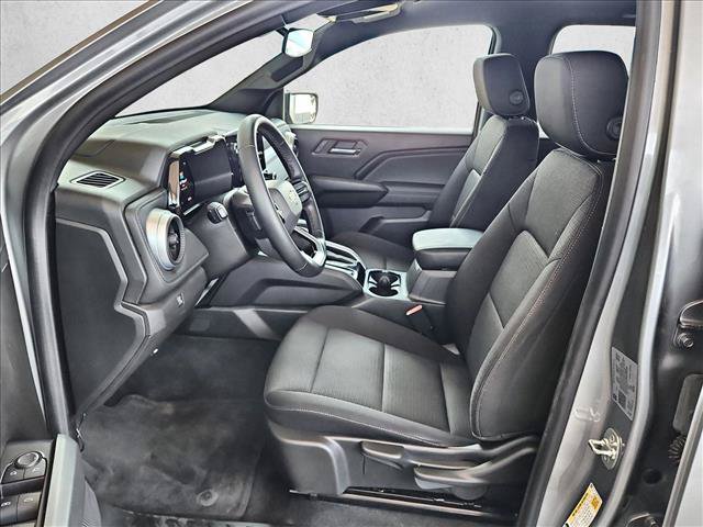 Used 2024 Chevrolet Colorado LT RWD image 16