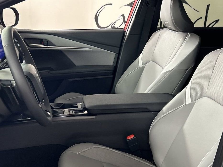 New 2026 Toyota Camry SE FWD image 19