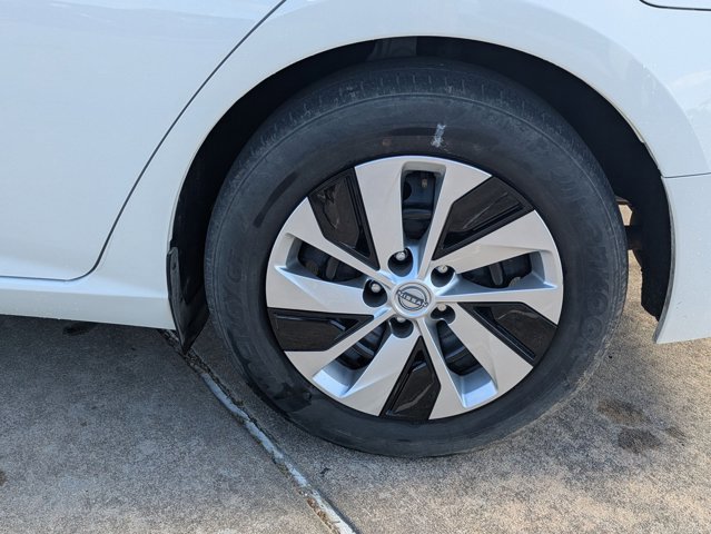 Used 2023 Nissan Altima 2.5 S image 11