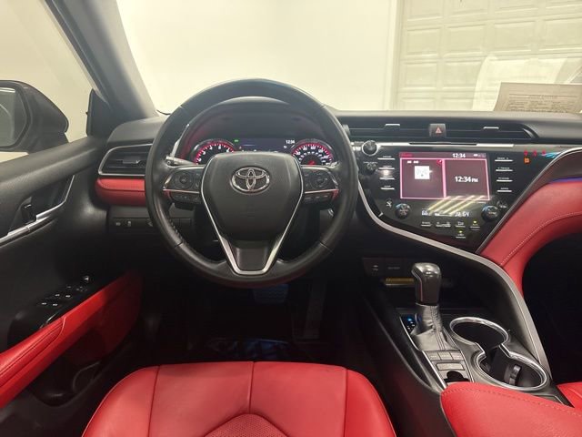 Used 2019 Toyota Camry XSE FWD image 21