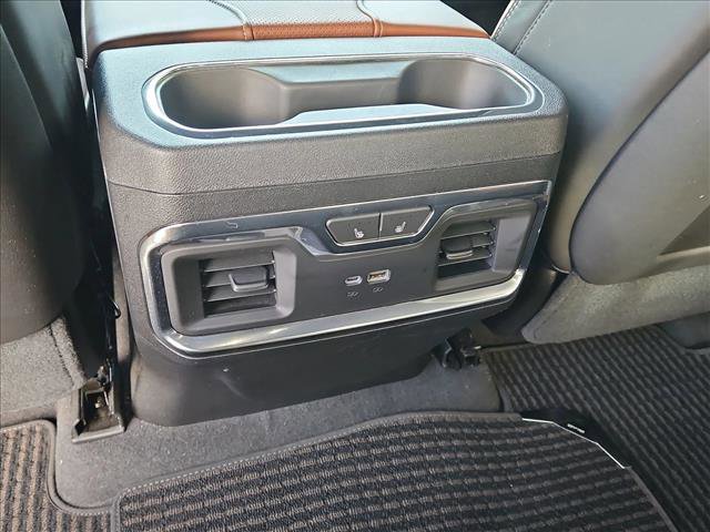 Used 2024 GMC Sierra 3500 Denali Ultimate image 17