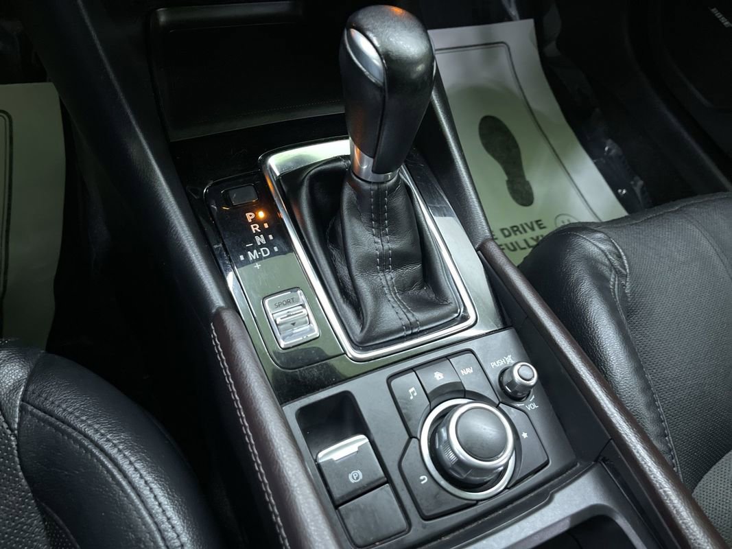 Used 2017 MAZDA MAZDA3 Grand Touring image 25