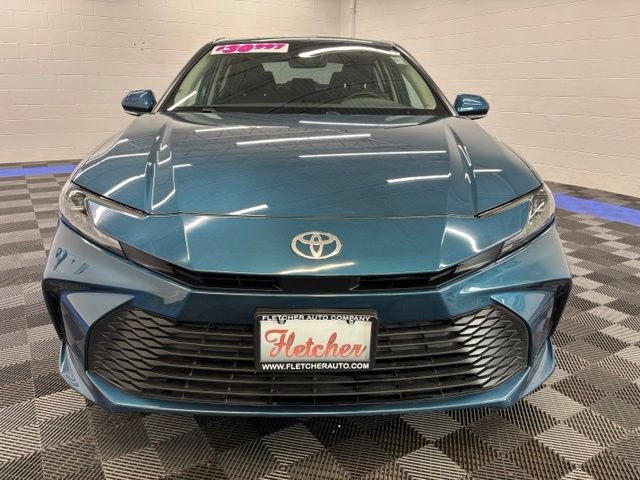 Used 2026 Toyota Camry LE w/ Convenience Package FWD image 11