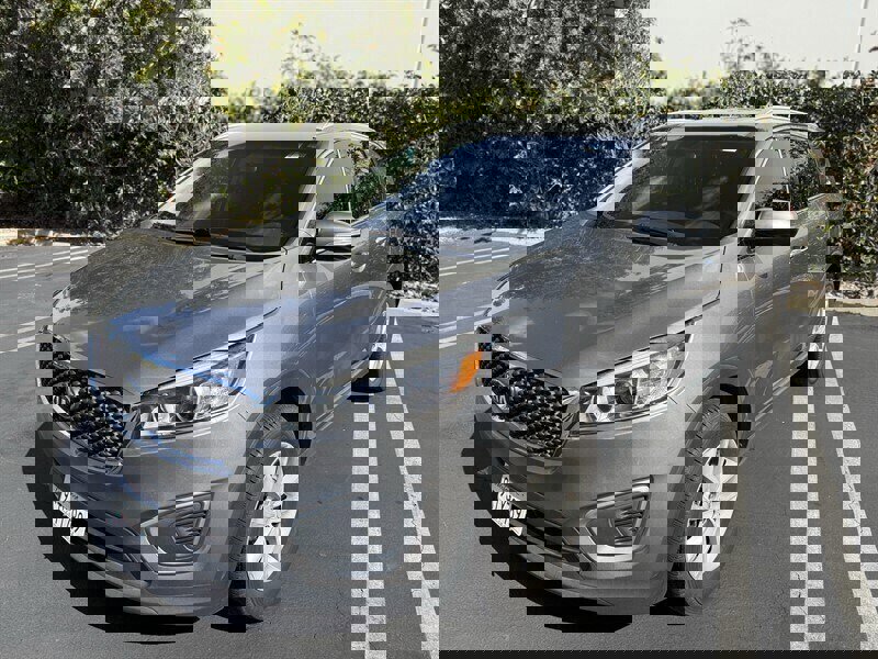 Used 2018 Kia Sorento LX FWD image 6