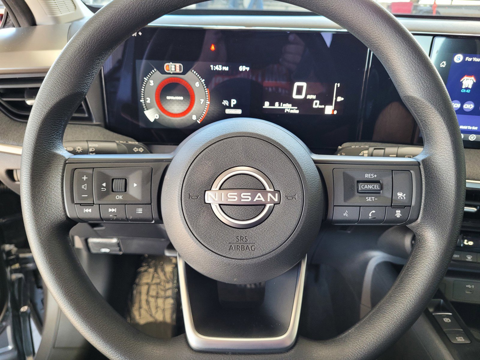 New 2026 Nissan Kicks SV w/ SV Premium Package image 12