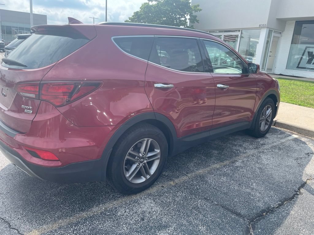 Used 2017 Hyundai Santa Fe Sport AWD/4WD image 4