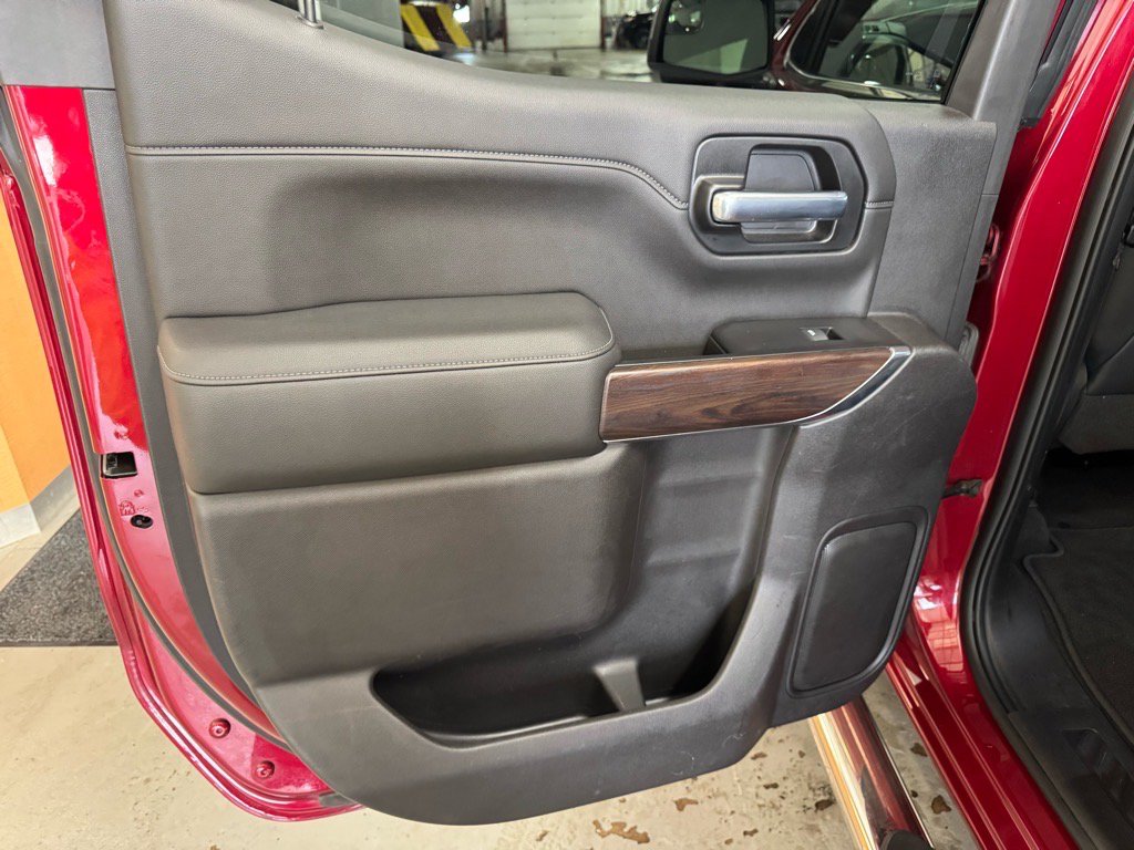 Used 2019 GMC Sierra 1500 SLT AWD/4WD image 10