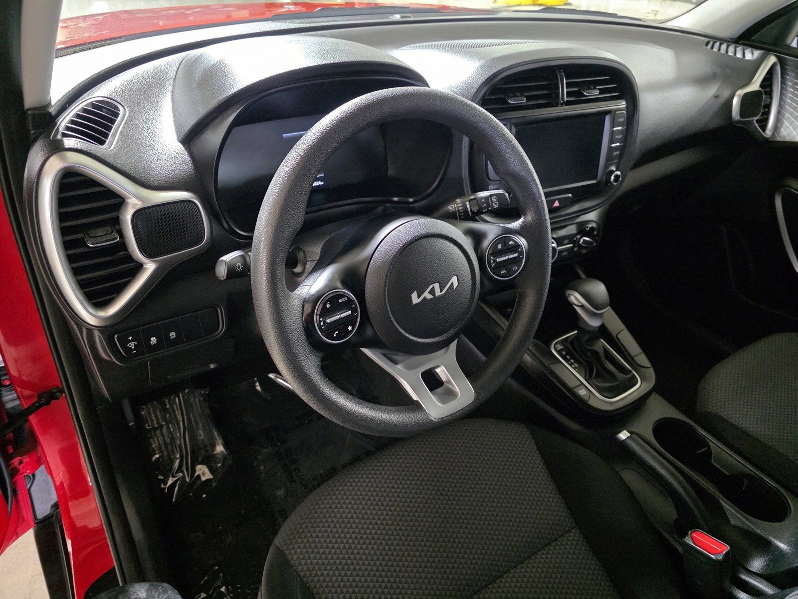 Used 2023 Kia Soul LX w/ Option Group 015 image 24